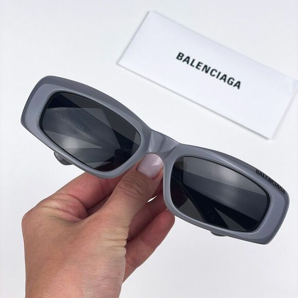 Balenciaga BB0266S 003 Sunglasses Grey Rectangle Unisex - Picture 3 of 13
